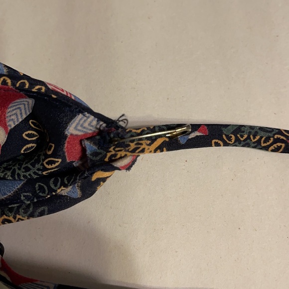 🔥CLEARANCE 🔥Women’s size L adjustable straps dress - Picture 3 of 4